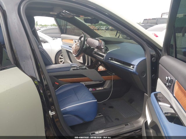 45611137 :رقم المزاد ، 1GYC3MML7TZ710071 vin ، 2026 Cadillac Vistiq Premium Luxury مزاد بيع