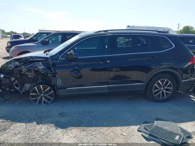 2020 Volkswagen Tiguan 2.0t Se/2.0t Se R-line Black/2.0t Sel მანქანა იყიდება აუქციონზე, vin: 3VV2B7AX6LM111596, აუქციონის ნომერი: 45611162