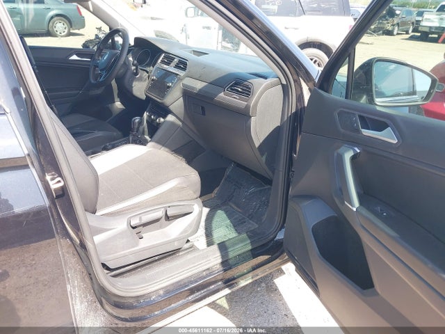 2020 Volkswagen Tiguan 2.0t Se/2.0t Se R-line Black/2.0t Sel მანქანა იყიდება აუქციონზე, vin: 3VV2B7AX6LM111596, აუქციონის ნომერი: 45611162