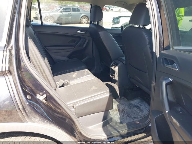 2020 Volkswagen Tiguan 2.0t Se/2.0t Se R-line Black/2.0t Sel მანქანა იყიდება აუქციონზე, vin: 3VV2B7AX6LM111596, აუქციონის ნომერი: 45611162