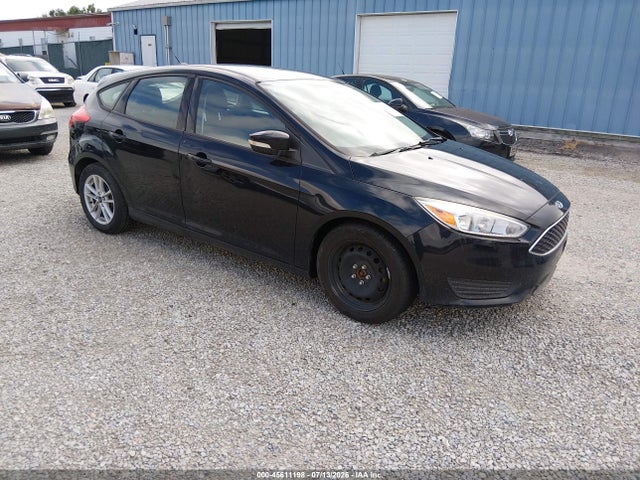 45611198 :رقم المزاد ، 1FADP3K2XHL298831 vin ، 2017 Ford Focus Se مزاد بيع