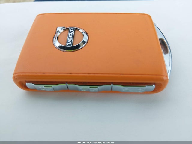 45611209 :رقم المزاد ، YV4A22PK9M1681905 vin ، 2021 Volvo Xc90 T6 Momentum 7 Passenger مزاد بيع