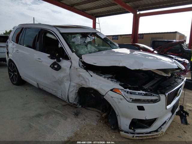 45611209 :رقم المزاد ، YV4A22PK9M1681905 vin ، 2021 Volvo Xc90 T6 Momentum 7 Passenger مزاد بيع