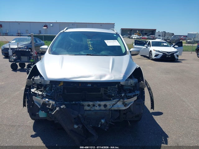 1FMCU9J98HUA64970 Ford Escape Titanium
