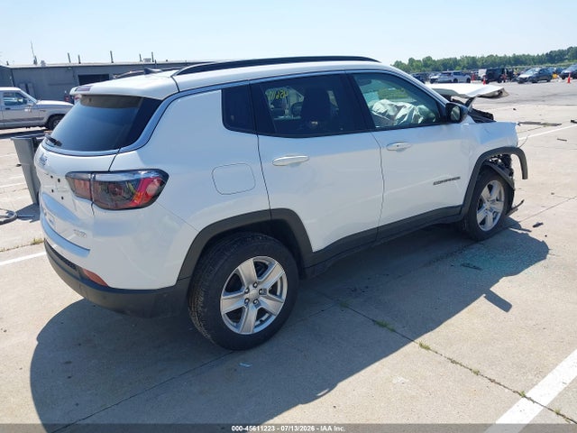 Jeep Compass Latitude 4x4 2022 3C4NJDBB6NT128018 Image 4
