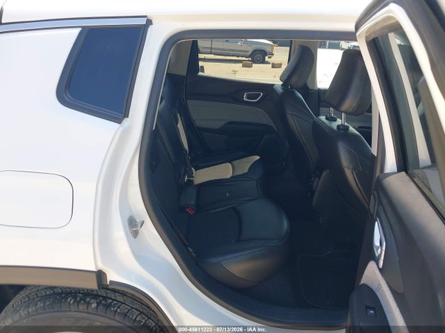 Jeep Compass Latitude 4x4 2022 3C4NJDBB6NT128018 Image 8