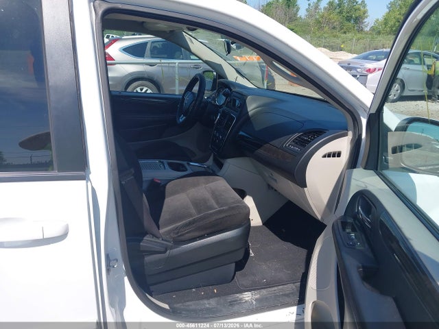 Продажа на аукционе авто 2016 Dodge Grand Caravan Sxt, vin: 2C4RDGCG4GR354875, номер лота: 45611224