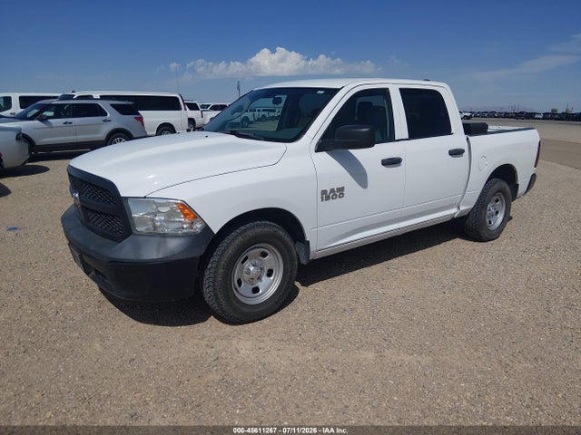 1C6RR6KG4JS303631 RAM 1500 Tradesman 4x2 5&#039;7 Box