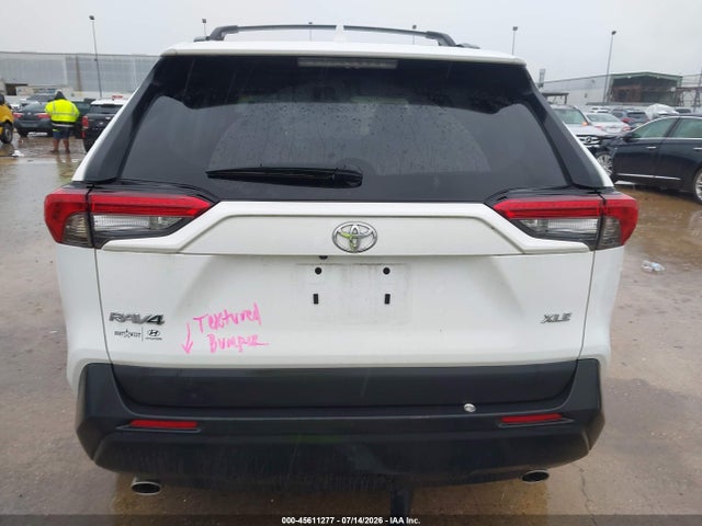 Продажа на аукционе авто 2022 Toyota Rav4 Xle, vin: 2T3W1RFV9NW193816, номер лота: 45611277