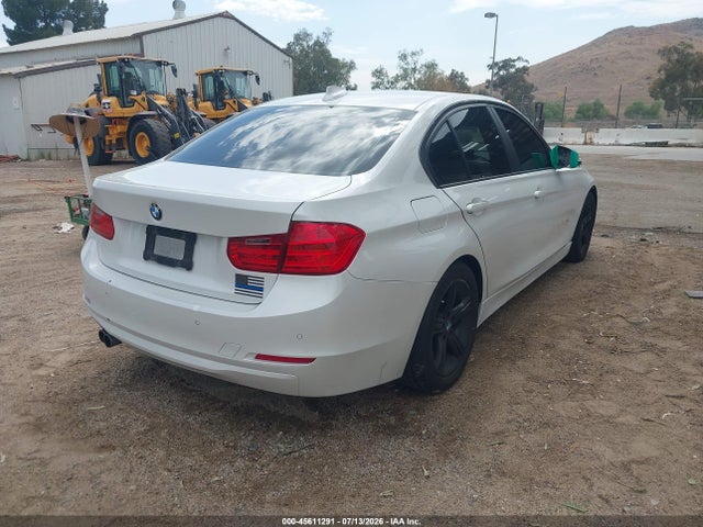 WBA3C1C58EK112796 BMW 328I