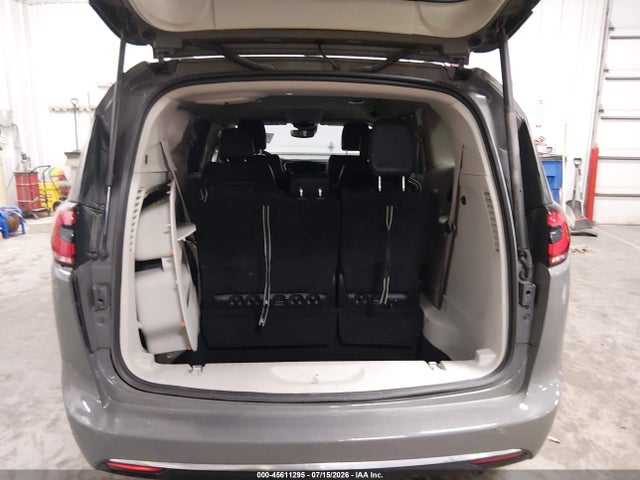 Продаж на аукціоні авто 2022 Chrysler Pacifica Touring L, vin: 2C4RC1BG1NR198888, номер лоту: 45611295