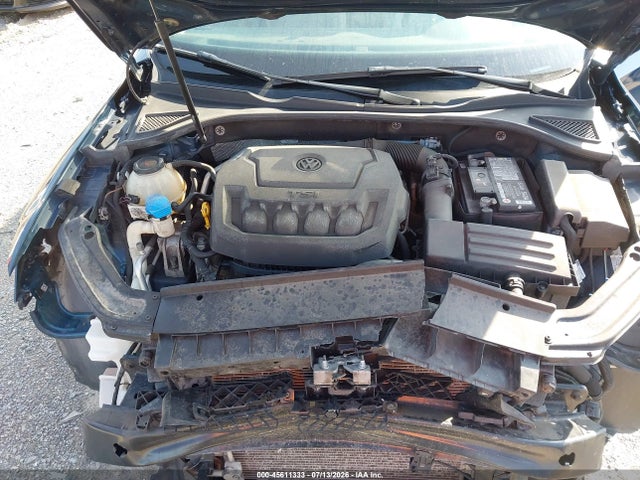 Продаж на аукціоні авто 2019 Volkswagen Passat 2.0t Wolfsburg Edition, vin: 1VWLA7A37KC003987, номер лоту: 45611333