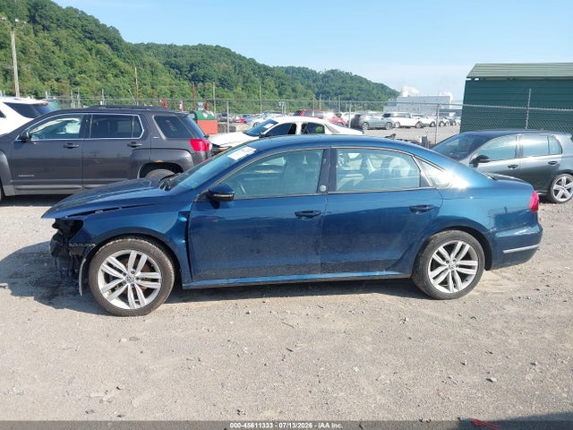Продаж на аукціоні авто 2019 Volkswagen Passat 2.0t Wolfsburg Edition, vin: 1VWLA7A37KC003987, номер лоту: 45611333