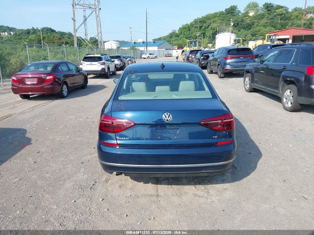 Продаж на аукціоні авто 2019 Volkswagen Passat 2.0t Wolfsburg Edition, vin: 1VWLA7A37KC003987, номер лоту: 45611333