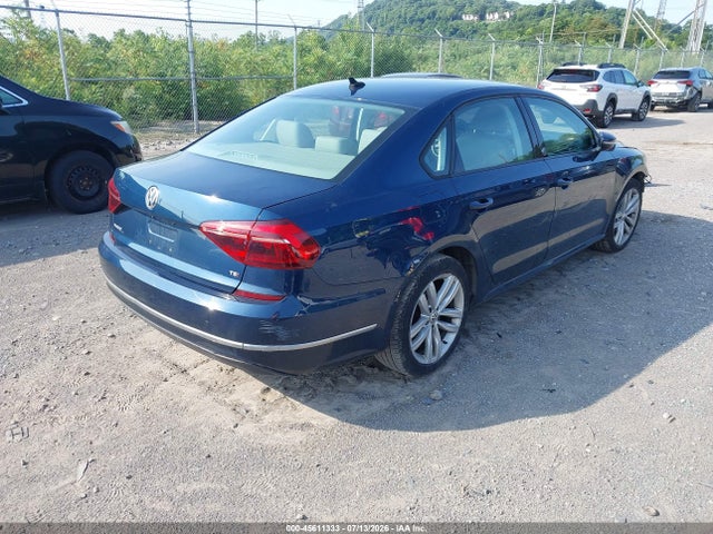 Продаж на аукціоні авто 2019 Volkswagen Passat 2.0t Wolfsburg Edition, vin: 1VWLA7A37KC003987, номер лоту: 45611333