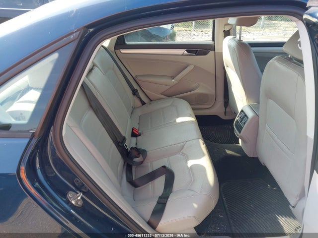 Продаж на аукціоні авто 2019 Volkswagen Passat 2.0t Wolfsburg Edition, vin: 1VWLA7A37KC003987, номер лоту: 45611333