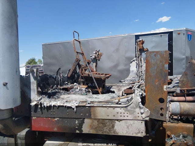 2004 Kenworth Construction W900 მანქანა იყიდება აუქციონზე, vin: 1NKWLTEX24J057419, აუქციონის ნომერი: 45611416