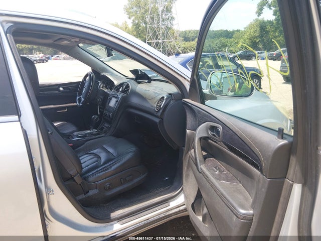 Продажа на аукционе авто 2015 Buick Enclave Leather, vin: 5GAKRBKD3FJ305779, номер лота: 45611437