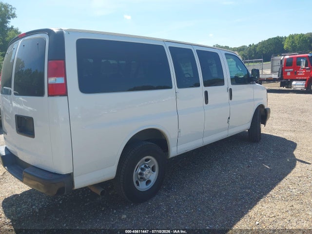 Chevrolet Express 2500 Ls 2019 1GAWGEFG5K1343772 Image 4