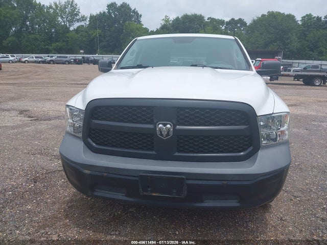 45611494 :رقم المزاد ، 1C6RR6FG2JS303606 vin ، 2018 Ram 1500 مزاد بيع