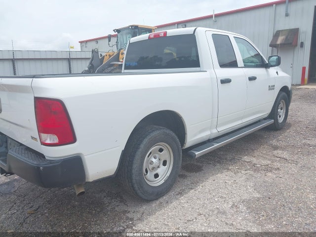 45611494 :رقم المزاد ، 1C6RR6FG2JS303606 vin ، 2018 Ram 1500 مزاد بيع