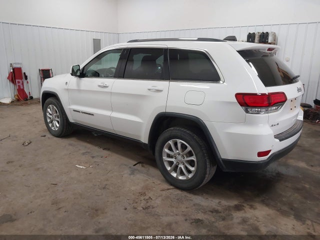1C4RJFAG2MC725767 Jeep Grand Cherokee Laredo E 4x4