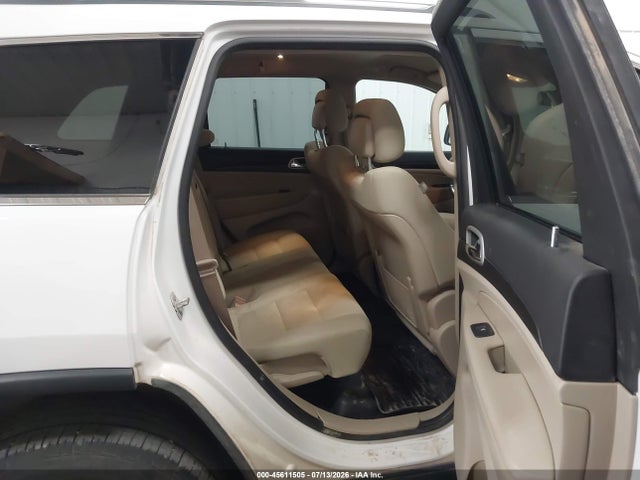 1C4RJFAG2MC725767 Jeep Grand Cherokee Laredo E 4x4