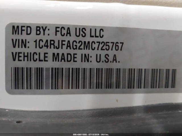 1C4RJFAG2MC725767 Jeep Grand Cherokee Laredo E 4x4