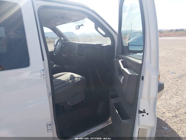 1GAZGPFG8G1292655 Chevrolet Express 3500 Lt