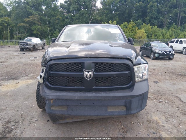 45611565 :رقم المزاد ، 1C6RR7FT9MS595178 vin ، 2021 Ram 1500 Classic Tradesman  4x4 6'4 Box مزاد بيع