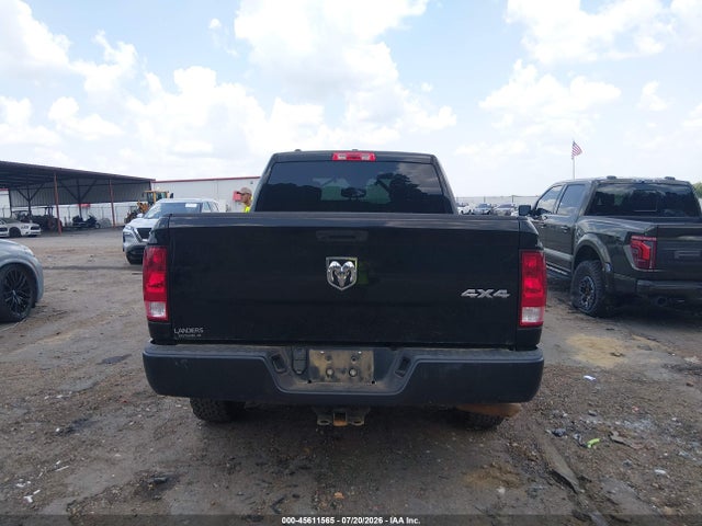 45611565 :رقم المزاد ، 1C6RR7FT9MS595178 vin ، 2021 Ram 1500 Classic Tradesman  4x4 6'4 Box مزاد بيع