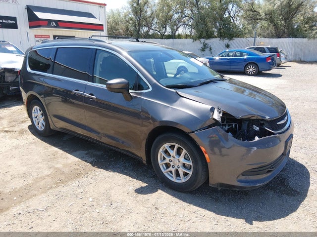 2020 Chrysler Voyager Lxi მანქანა იყიდება აუქციონზე, vin: 2C4RC1DG3LR257482, აუქციონის ნომერი: 45611570