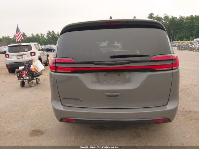 Chrysler Pacifica Touring L 2023 2C4RC1BG6PR508973 Image 16