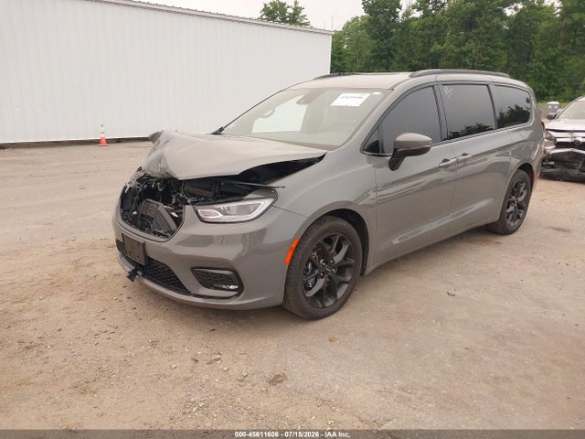 Chrysler Pacifica Touring L 2023 2C4RC1BG6PR508973 Image 2