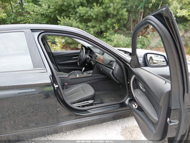 45611608 :رقم المزاد ، WBA3B9C58DJ899206 vin ، 2013 Bmw 335i Xdrive مزاد بيع