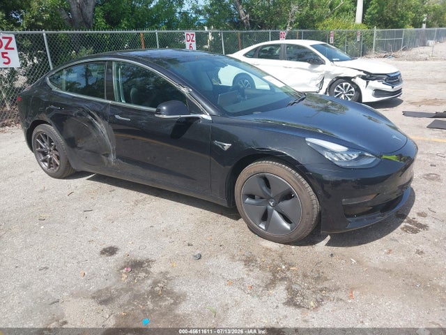2018 5YJ3E1EA0JF089108 main image