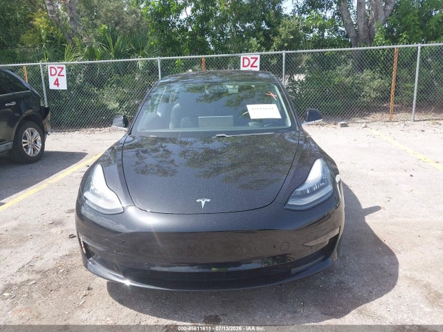 Tesla Model 3 Long Range/mid Range 2018 5YJ3E1EA0JF089108 Image 12
