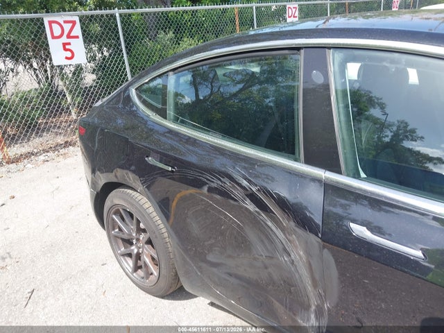 Tesla Model 3 Long Range/mid Range 2018 5YJ3E1EA0JF089108 Image 20