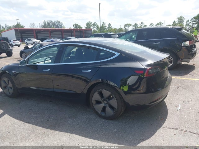 Tesla Model 3 Long Range/mid Range 2018 5YJ3E1EA0JF089108 Image 3