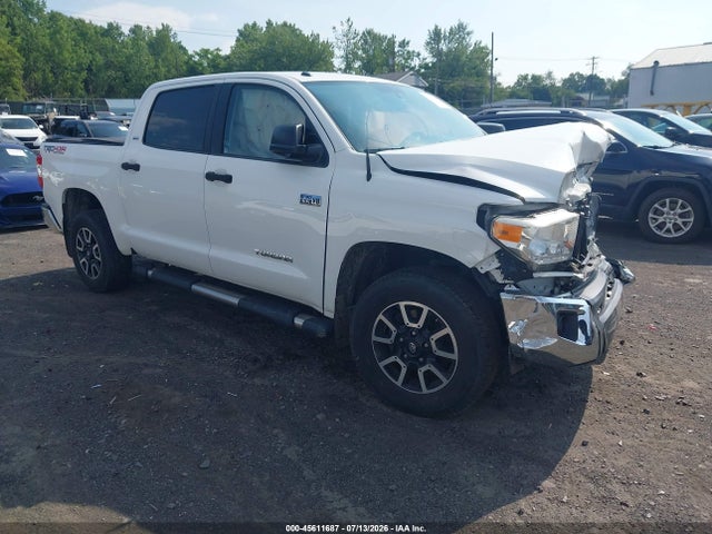 45611687 :رقم المزاد ، 5TFDY5F10HX607638 vin ، 2017 Toyota Tundra Sr5 5.7l V8 مزاد بيع