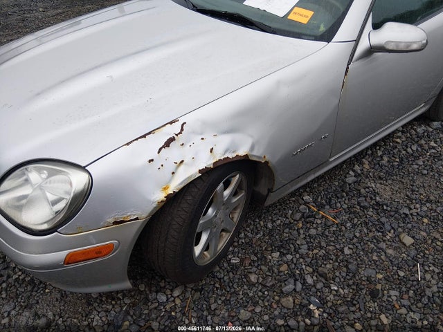 45611746 :رقم المزاد ، WDBKK49F84F298140 vin ، 2004 Mercedes-benz Slk 230 Kompressor مزاد بيع
