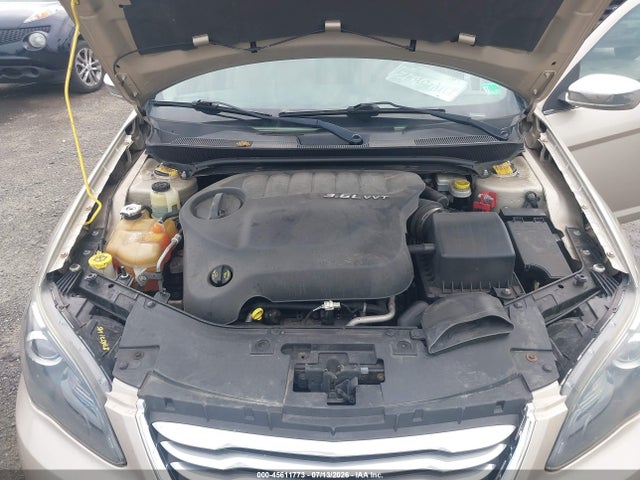 45611773 :رقم المزاد ، 1C3CCBCGXEN135526 vin ، 2014 Chrysler 200 Limited مزاد بيع