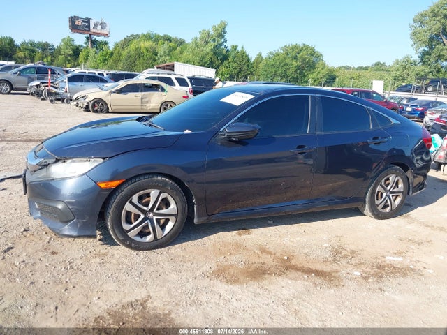 Aukcja sprzedaży 2018 Honda Civic Lx, vin: 2HGFC2F57JH550083, numer aukcji: 45611808
