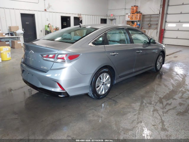 KMHE24L33JA083752 Hyundai Sonata Hybrid Se