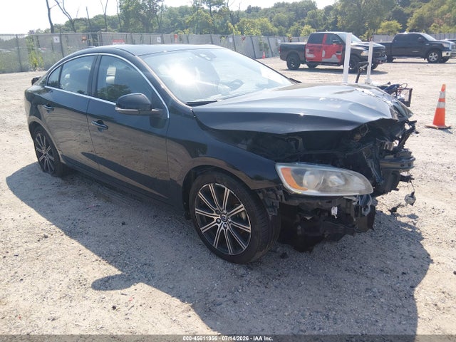 Продажа на аукционе авто 2017 Volvo S60 Inscription T5, vin: LYV402HK3HB137662, номер лота: 45611956