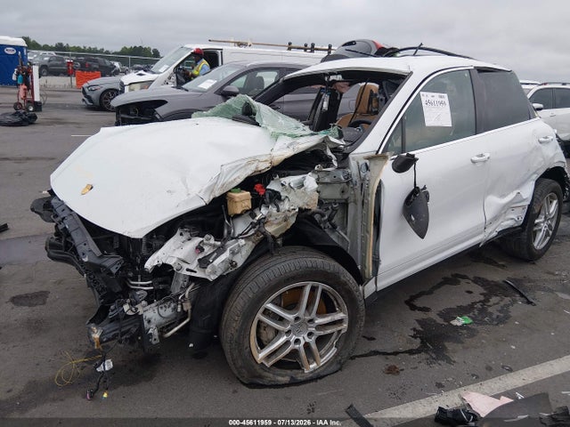 Aukcja sprzedaży 2016 Porsche Cayenne, vin: WP1AA2A22GLA04846, numer aukcji: 45611959