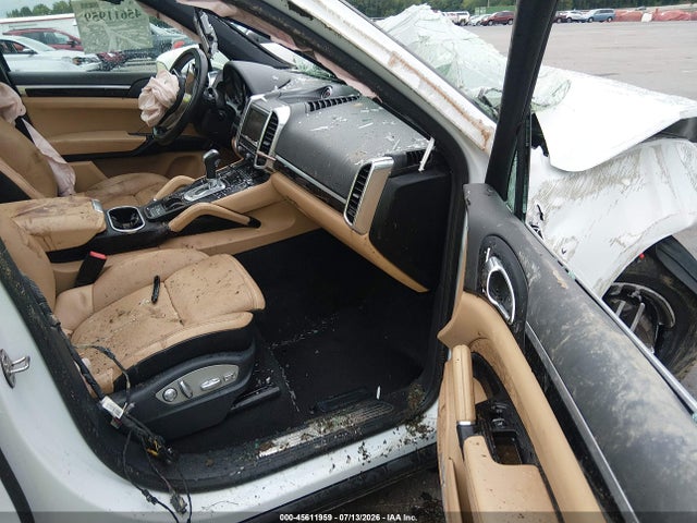 Aukcja sprzedaży 2016 Porsche Cayenne, vin: WP1AA2A22GLA04846, numer aukcji: 45611959