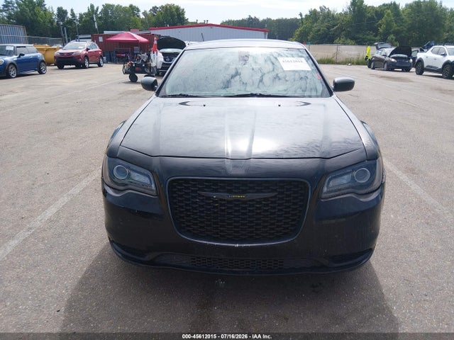 Aukcja sprzedaży 2020 Chrysler 300 Touring, vin: 2C3CCAAGXLH233555, numer aukcji: 45612015