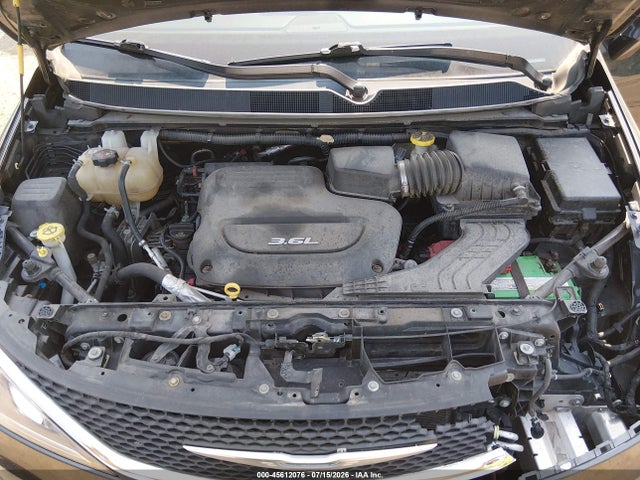 Aukcja sprzedaży 2017 Chrysler Pacifica Touring-l Plus, vin: 2C4RC1EG6HR551156, numer aukcji: 45612076
