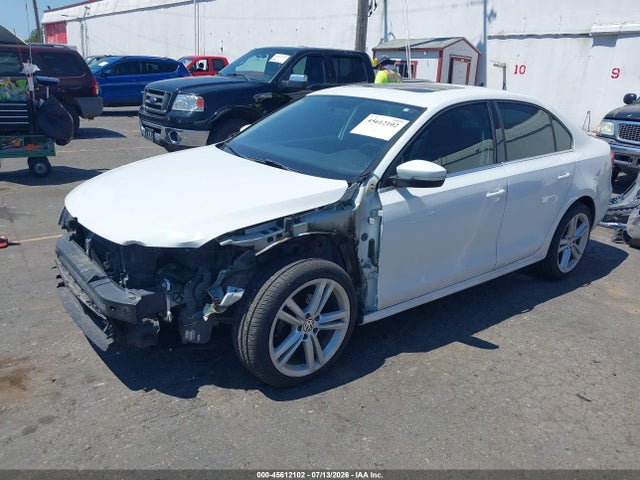 3VWLA7AJ2FM205669 Volkswagen Jetta 2.0l Tdi Sel